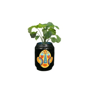 Pot de fleurs décoratif de table, élégant support noir pour plantes vertes, décoration intérieure pour la maison, le bureau et le salon - Product Image 1