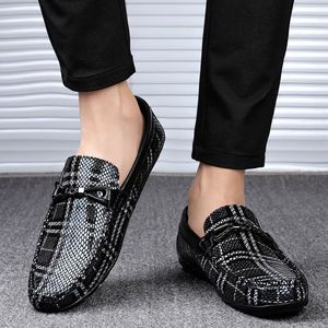 Nouveaux Mocassins Haut de Gamme pour Hommes en Cuir de Vachette Véritable à Motif Crocodile Tendance – Chaussures d'Été Respirantes pour Hommes - Product Image 5