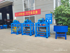 Zement-Betonblock-Herstellungsmaschine in Afrika im Angebot - Product Image 6