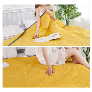 Couverture toutes saisons Couette en soie glacée pour le sommeil d'été Couette absorbante légère pour les sueurs nocturnes Machine pour chambre - Product Image 2