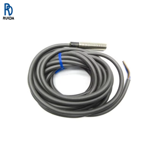 E2V-X4C1 12-24VDC NSNP Nuevo en Stock, Controlador Lógico Programable (PLC) Dedicado para Automatización Industrial - Product Image 1