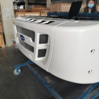 Una unidad de refrigeración de semirremolque de camión accionado por motor diésel combinado autoalimentado