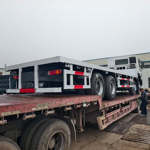 Camiones de Carga Howo Usados de Alta Capacidad, 12 Ruedas 8x4, Camión de Plataforma de 40-50 Toneladas para Trabajo Pesado en Venta en África - Product Image 4