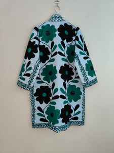 Manteau long brodé floral bohème fait à la main, veste longue Suzani, motif floral vert et noir, veste artistique bohème, vêtements d'extérieur - Product Image 6