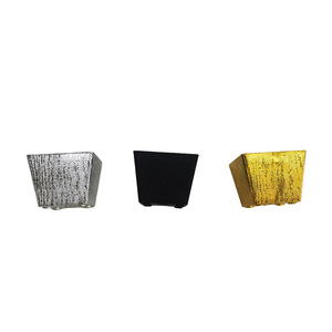 Pieds de canapé carrés Luye Hardware, hauteur 6 cm, support de meubles en plastique pour table basse, meuble TV, table de chevet - Product Image 1