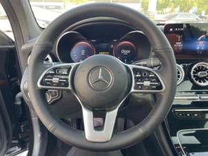 Venta al por Mayor de <span class=keywords><strong>Mercedes</strong></span> <span class=keywords><strong>Benz</strong></span> <span class=keywords><strong>GLC</strong></span> <span class=keywords><strong>Coupé</strong></span> 2020 GLC260 <span class=keywords><strong>4MATIC</strong></span>, SUV de Lujo de Tamaño Mediano, Importado, de Gasolina, para Exportación a Concesionarios Globales - Product Image 5