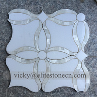 Tuile florale de mosaïque de marbre blanc de style de conception chinoise Waterjet incrusté de coquille de nacre à vendre