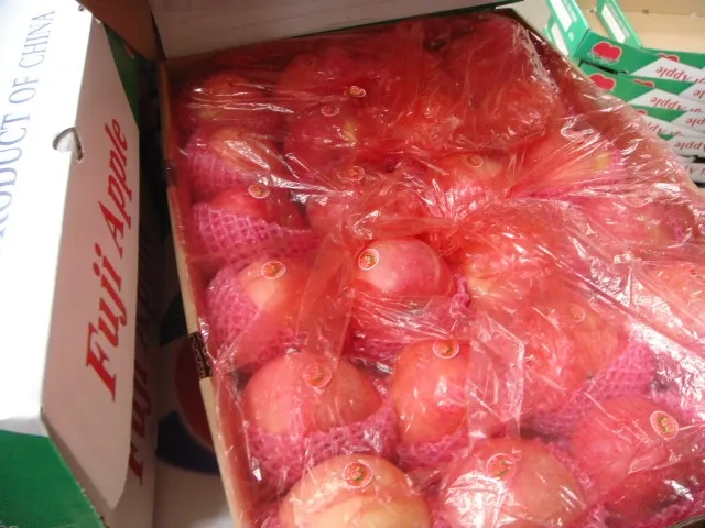 Nuovo raccolto di frutta fresca fuji rossa mela stella rossa mela e mele deliziose rosse prezzo fresco per il commercio all'ingrosso