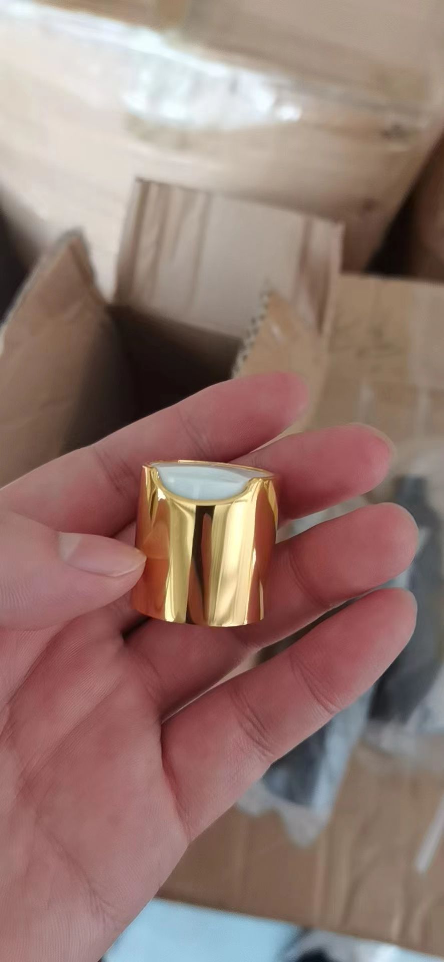 ฝาครอบแผ่นทอง