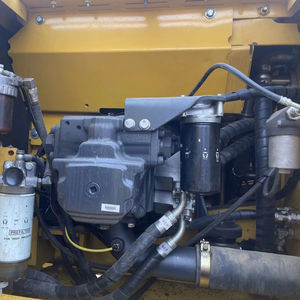 Excavadora Komatsu Pc220-8 Usada |   Excavadora de cadenas de 22 toneladas |   Maquinaria de Construcción Japonesa en Buen Estado con Motor y Caja de Cambios PLC - Product Image 6