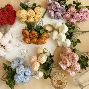 Bouquet de roses royales en soie Erin à 7 têtes, haute simulation, pour arrangements floraux de mariage, matériaux pour boîte cadeau DIY - Product Image 2