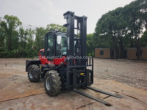 Vente flash - Chariot élévateur tout-terrain diesel 4x4 YGCY-35 de 3,5 tonnes pour chantier de construction et projet de développement hôtelier - Product Image 6