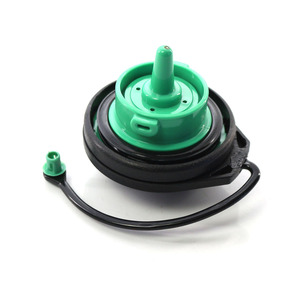 Bouchon de réservoir de carburant avec verrouillage 8K0201550 pour Audi Volkswagen A4 A5 Q5 A8, couvercle de réservoir en plastique avec bouton vert - Product Image 4