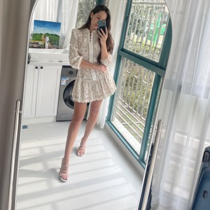 2025 thiết kế mới dài tay áo dây giày cắt ra có thể điều chỉnh vành đai nhiều màu hoa trắng Linen Thêu váy ngắn cho phụ nữ - Product Image 4