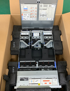 Сервер для хостинга PowerEdge R760, стоечный, 2U, с двумя процессорами Intel 8490H, DDR5, 24 SFF, для <span class=keywords><strong>GPU</strong></span>, ИИ, хранения данных, бизнес-систем - Product Image 2