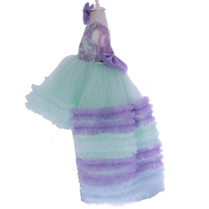 Robe de bébé fille sans manches en mousseline de soie à fleurs à plusieurs couches moderne de luxe Fête d'anniversaire de l'enfant Mariage Personnalisable Nouveau-né - Product Image 4