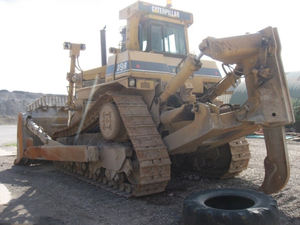 Bulldozer Caterpillar D9R hecho en Japón, bulldozer pesado CAT, bulldozer barato en China - Product Image 2