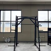 Máquina Smith Vertical Comercial PowerX con Diseño de Marco en D y Contrapeso, Rack de Acero Reforzado para Gimnasio