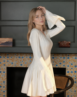 Nouvelle Collection Automne-Été 2025 : Robe en Maille Tricotée Style Français, Élégante et Vintage, Unie, Décontractée, avec Col en Dentelle et Manches Cloche, Taille Naturelle