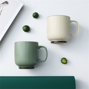 Tazas de cerámica de estilo nórdico para el hogar, tazas de café, té y café a rayas mate personalizadas para el hogar y restaurante, venta al por mayor - Product Image 4