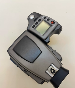 Appareil photo reflex numérique d'occasion <span class=keywords><strong>Hasselblad</strong></span> H4D-60 avec <span class=keywords><strong>capteur</strong></span> CCD 60MP, batterie au lithium, écran 2"-3", corps en ABS, emplacement pour carte SD - Product Image 2