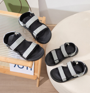Sandalias Deportivas <span class=keywords><strong>de</strong></span> Moda al por Mayor para <span class=keywords><strong>Hombre</strong></span>, Nuevo Diseño, Sandalias <span class=keywords><strong>de</strong></span> <span class=keywords><strong>Senderismo</strong></span> para Mujer, Planas, Antideslizantes, Sandalias <span class=keywords><strong>de</strong></span> Verano - Product Image 2