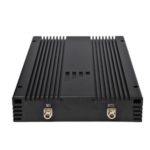 Amplificador <span class=keywords><strong>de</strong></span> señal móvil <span class=keywords><strong>de</strong></span> alta potencia 3000-5000sqm Repetidor <span class=keywords><strong>de</strong></span> red <span class=keywords><strong>de</strong></span> banda <span class=keywords><strong>de</strong></span> viaje <span class=keywords><strong>de</strong></span> <span class=keywords><strong>cobertura</strong></span> <span class=keywords><strong>para</strong></span> 900MHz 1800 2100MHZ - Product Image 2
