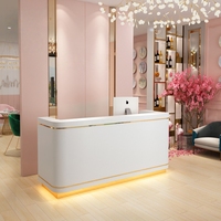 Bureau de réception commercial en bois moderne, écologique et durable, avec éclairage LED, design luxueux pour hôtel, salon de beauté, spa, centre commercial