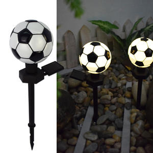 Lampe de jardin LED solaire en forme de ballon de football en plastique, résistante à l'eau, pour éclairage paysager décoratif extérieur - Product Image 6