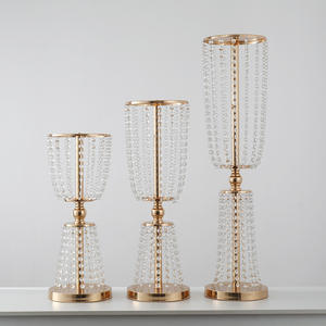 Base <span class=keywords><strong>de</strong></span> Metal Dorada <span class=keywords><strong>para</strong></span> Decoración <span class=keywords><strong>de</strong></span> <span class=keywords><strong>Mesa</strong></span> <span class=keywords><strong>de</strong></span> Lujo, Centro <span class=keywords><strong>de</strong></span> <span class=keywords><strong>Mesa</strong></span> <span class=keywords><strong>para</strong></span> Boda con Colgante <span class=keywords><strong>de</strong></span> Cristal - Product Image 3