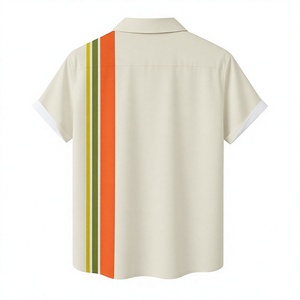 Chemise tendance à rayures blanches crème avec boutons, design graphique d'inspiration rétro et coupe décontractée pour l'été - Product Image 5