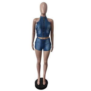 2025 nouveau bleu mode Stretch Denim deux pièces ensembles femmes fermeture éclair sans manches haut court et Shorts tenues - Product Image 5