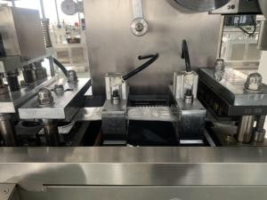 Dtop 2025 tự động vỉ máy đóng gói thiết kế mới DPP 140 động cơ điện điều khiển màn hình cảm ứng PLC điều khiển tiết kiệm năng lượng dễ dàng - Product Image 4