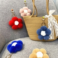 Porte-clés créatif en peluche douce et écologique en forme de fleur, joli petit pendentif de sac, accessoires pour téléphone portable, cadeau pour voiture