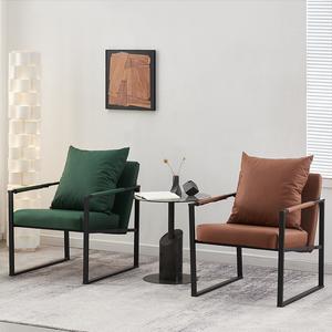 Fauteuil simple de style nordique avec structure en fer et rembourrage en mousse, chaise de salon - Product Image 3