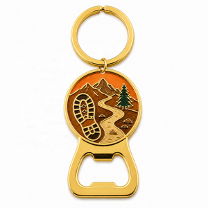 Porte-clés décapsuleur personnalisé, design randonnée en montagne et camping, cadeau pour les amateurs de plein air, vente en gros, décapsuleur porte-clés en émail souple - Product Image 4