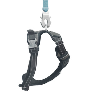 สายรัดอกสุนัขแบบยุทธวิธี ทำจากไนลอนรักษ์โลก ป้องกันการดึงหลบหนี มีแถบสะท้อนแสง ปิดด้วยหัวเข็มขัด ปรับขนาดได้ เหมาะสำหรับสุนัขพันธุ์เล็ก - Product Image 4