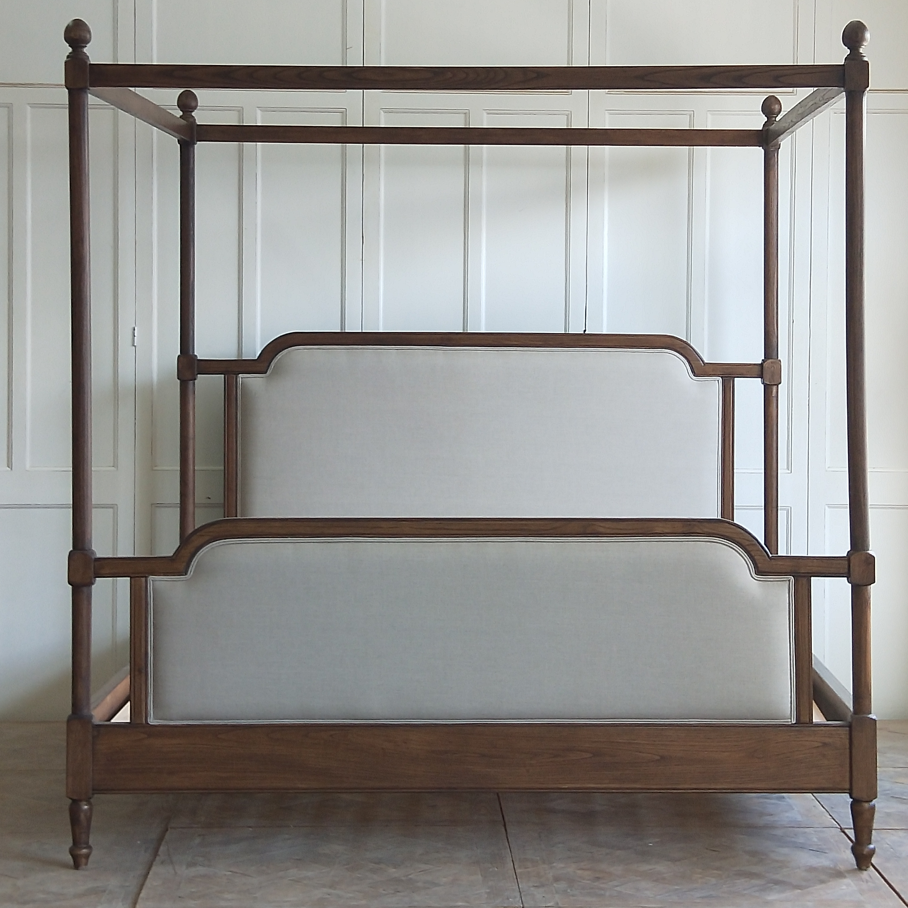 Винтажная потертая Шикарная мебель деревянная кровать с четырьмя постерами