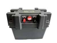 Caja de Batería Portátil de Plástico con Encendedor de Cigarrillos, Voltímetro USB, Conector Anderson e Interruptor Marino
