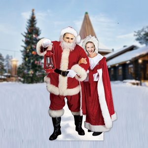 Décoration de scène de Père Noël en plastique imperméable grandeur nature, nouveaux accessoires de photomaton de Noël transfrontaliers - Product Image 1