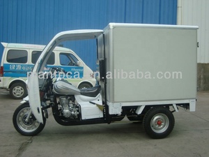 Tricycle adulte à pédales avec boîte de chargement fermée - Product Image 2