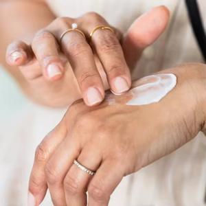 96.9% adesivi per la crema per la riparazione del tatuaggio dell'anima Set di campioni gratuiti per la cura del trucco permanente - Product Image 3