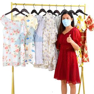 Robe d'été en coton mi-longue pour femme <span class=keywords><strong>KINGA</strong></span>, style décontracté, vêtements d'occasion de qualité export en balles - Product Image 1