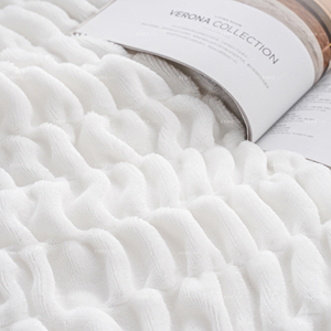 بطانية فاخرة مطبوعة بنقشة حيوانات، مزدوجة الجوانب، خفيفة الوزن، مبطنة ومخططة، صديقة للبيئة، مقاومة للوبر، مصنوعة من البوليستر 100% - Product Image 2