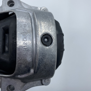 2009-2012 para <span class=keywords><strong>Audi</strong></span> <span class=keywords><strong>A4</strong></span> 2,<span class=keywords><strong>0</strong></span> TFSI soportes de motor 8R0199381C 8R0199381R montaje de goma fabricación directa - Product Image 2