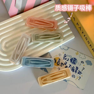 กิ๊บติดผมพลาสติก แหนบสี่เหลี่ยม แท่งดูดอเนกประสงค์ ใช้ได้ทุกวัน สีเหลืองอ่อน สีเบจ สีฟ้า สีส้ม สีเขียวหญ้า - Product Image 5