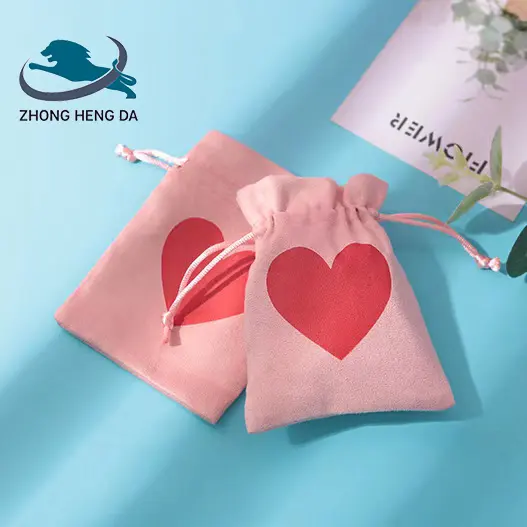 Benutzer definierte bunte Mini Dust Drew String Verpackung rote Perücke Haar kosmetische Hochzeits tasche rosa Kordel zug Geschenk Samt Tasche für Schmuck