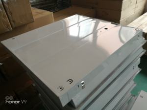 ลูเมนสูงเอาท์พุทบานเกล็ดอลูมิเนียมสะท้อนแสง2x2ft ตารางกระจังหน้าแผงโคมไฟ T5 T8ในตัวกระจังหน้าฟลูออเรสเซนต์ติดตั้ง - Product Image 6