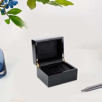 Vente en gros boîte de parfum en bois noir haut de gamme rectangulaire personnalisée boîte cadeau d'emballage de parfum en bois