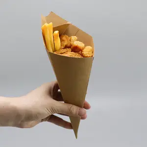 批发一次性锥形牛皮纸薯片盒鸡米块快餐盒三角形带蘸托盘
